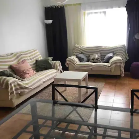 Apartament A Lovely 2 Bedroom Near Sintra Lizbona